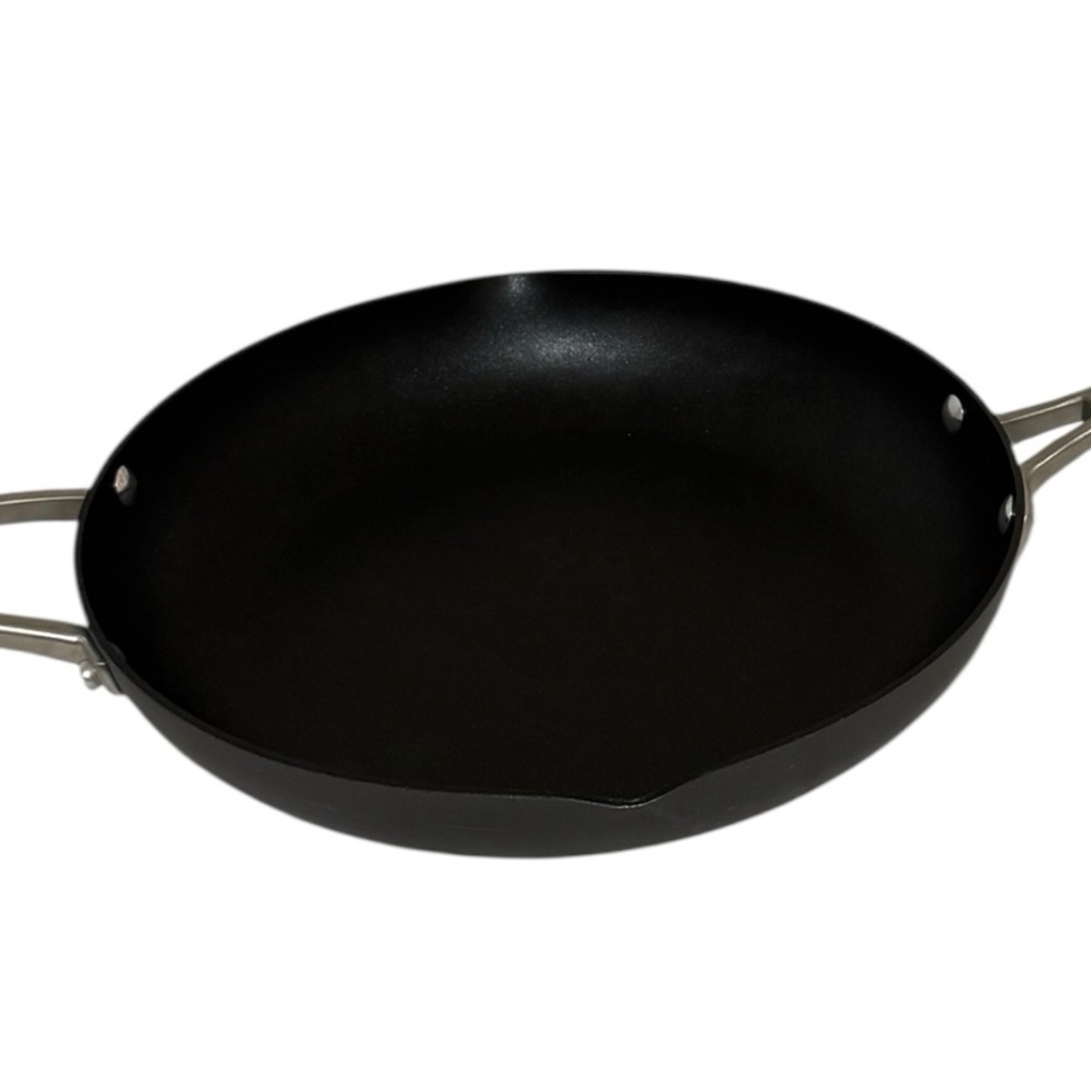NWT Calphalon Easy Black Cookware Versatile Skillet 12” w side spouts - Picture 3 of 6